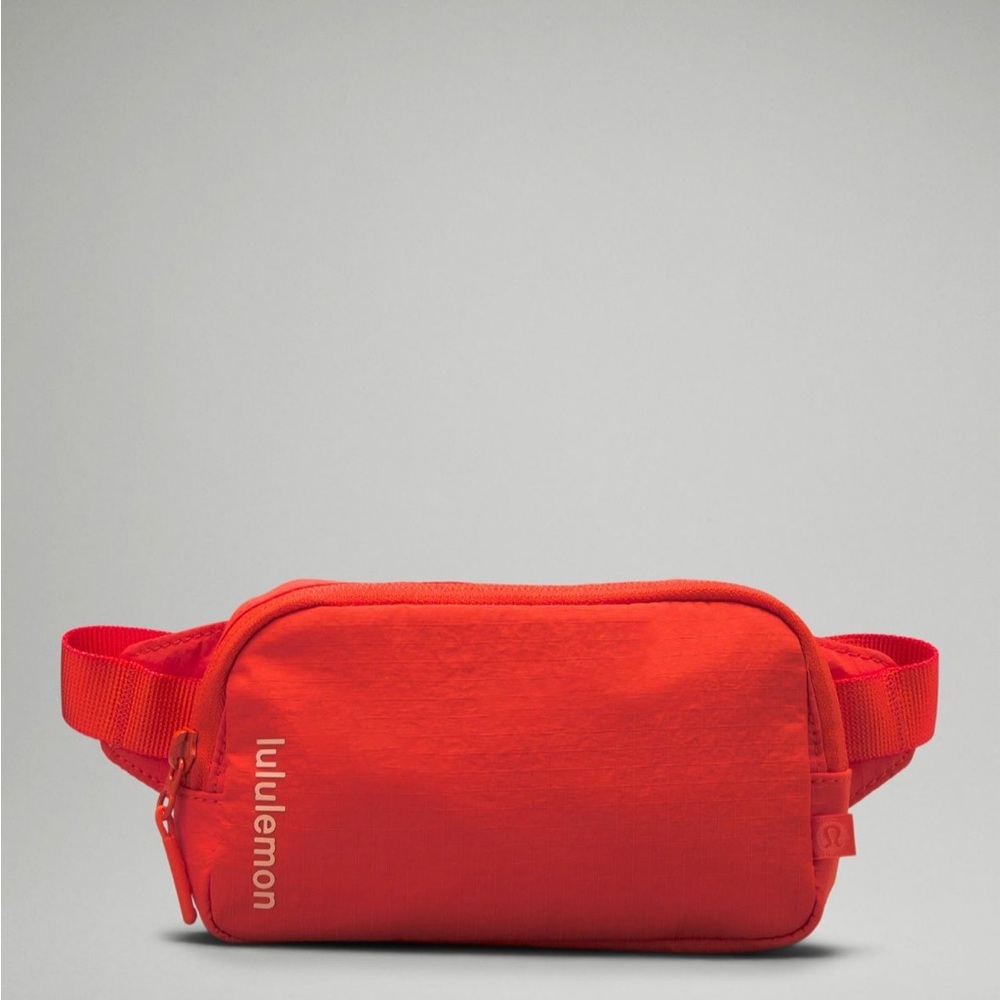 Lululemon Mini belt bag - Solar Orange - NWT